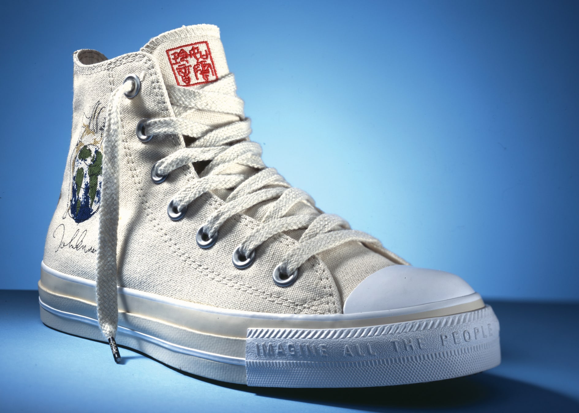 Converse Chuck Taylor Peace Shoe design